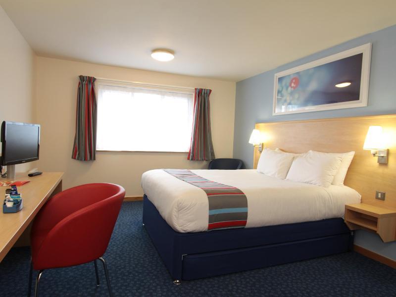 แทรเวลลอดจ์ ลอนดอน เฟลแทม Hotel Feltham ภายนอก รูปภาพ